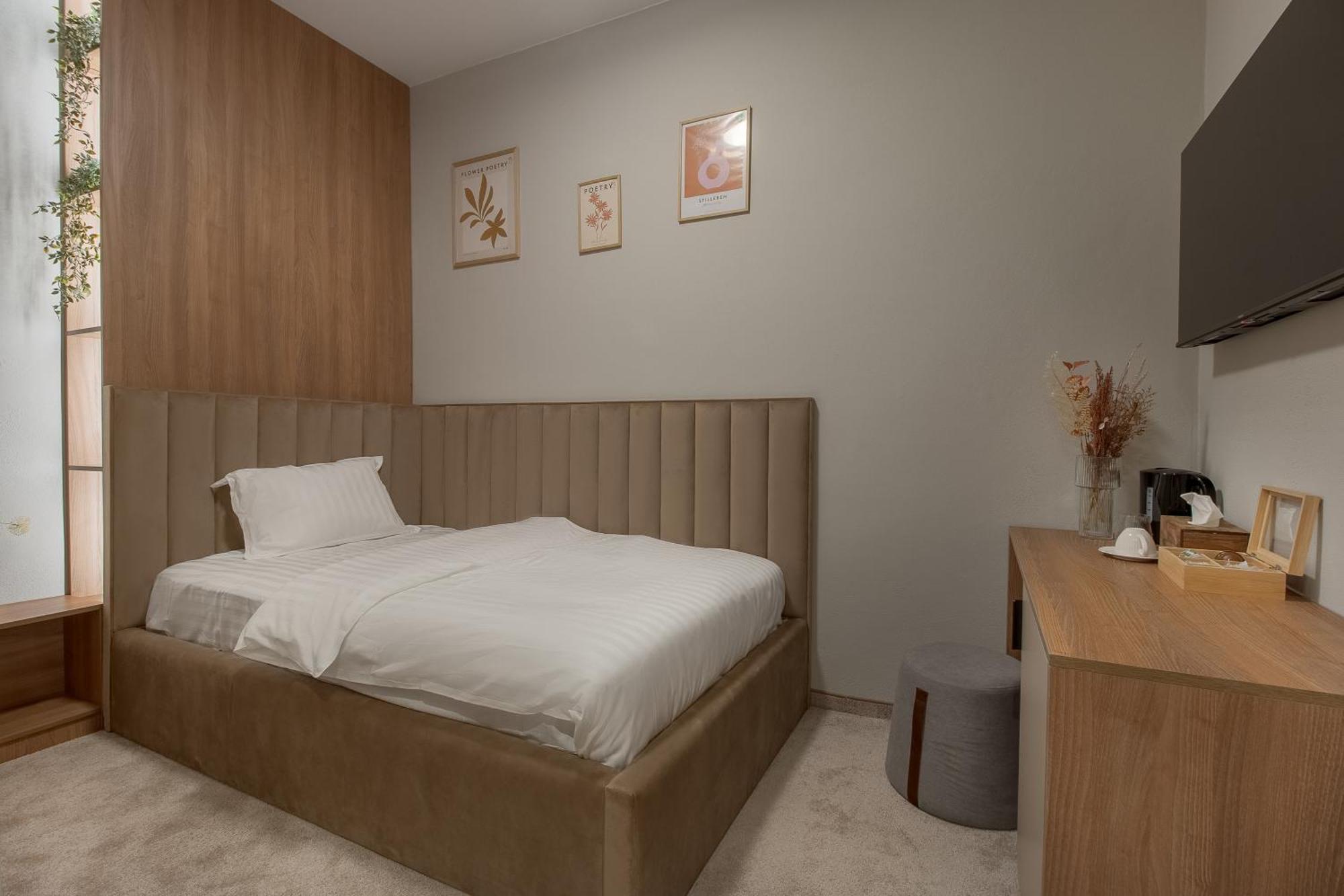 Oasis Rooms Oradea Eksteriør bilde